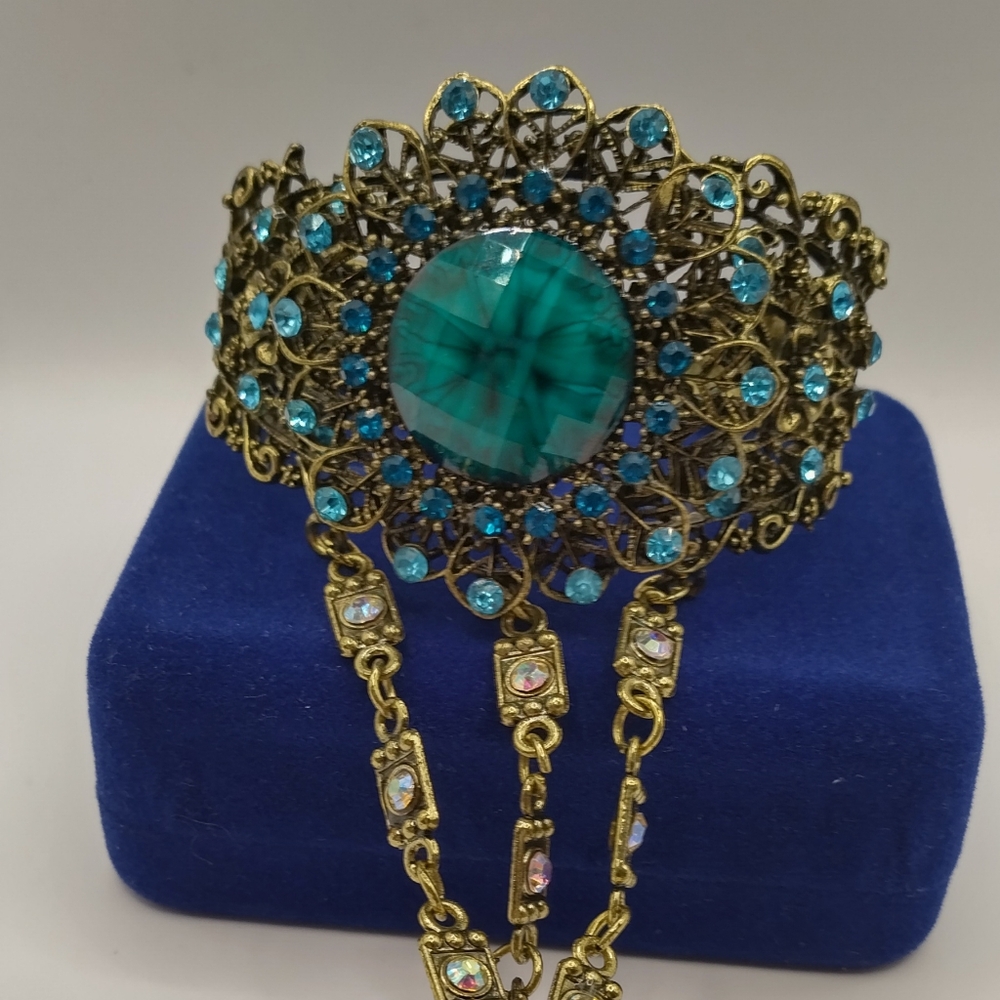 Source Unknown Turquoise And Gold Chain Bracelet - image 7